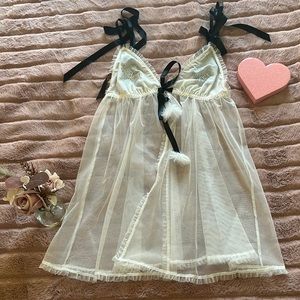 Victoria’s Secret baby doll❄️🤍